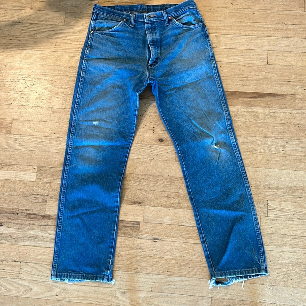 Wrangler denim jeans (35x32) Cowboy Cut (13MWZ) Authentic farm worn